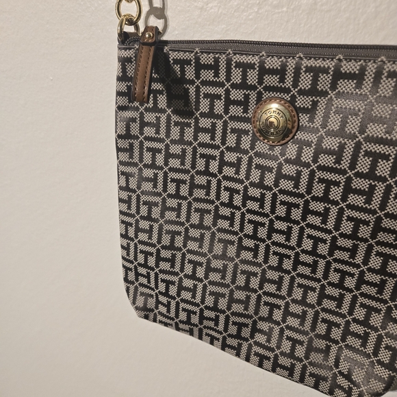 Crossbody bag Tommy Hilfiger. Tan color - Picture 1 of 7